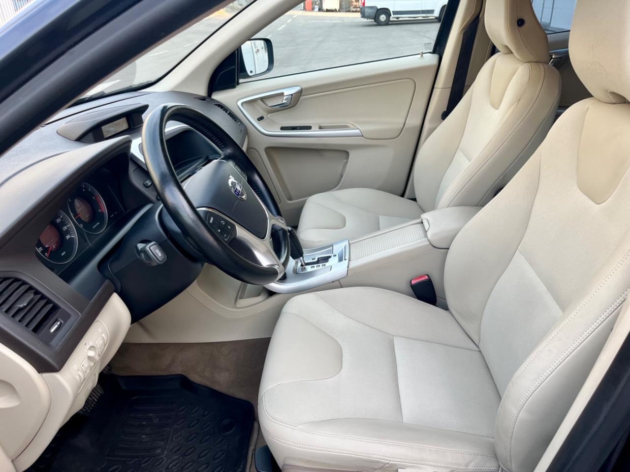 Volvo XC60 2.4d 2010 165.000km 4x4 perfetta
