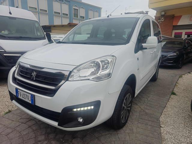 PEUGEOT Partner Tepee BlueHDi 100 4x4 Active Traction Control Plus