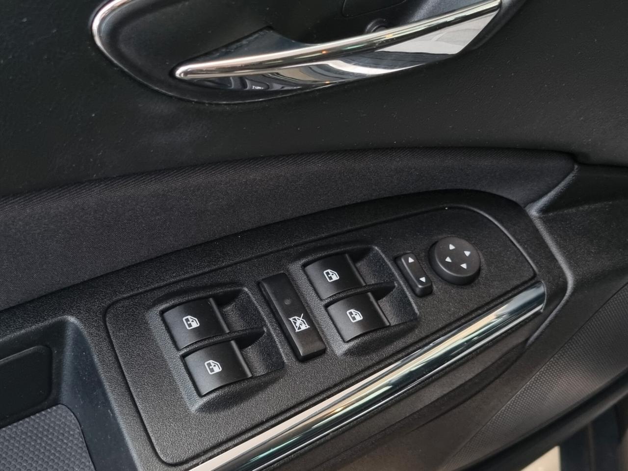 Lancia Delta 1.6 MJT DPF Gold