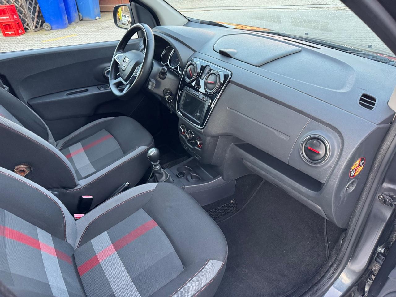 Dacia Lodgy Stepway 1.5 dCi 115CV 7 posti Euro 7