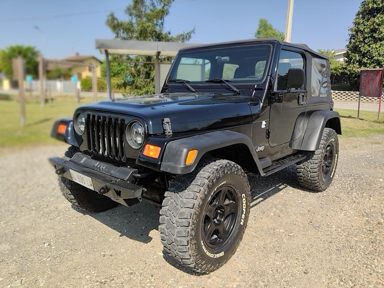 Jeep Wrangler 2.5 cat Soft top 4 posti