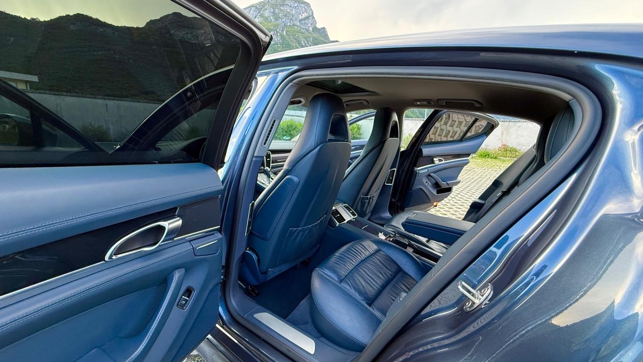 Porsche Panamera 3.6 i 300cv 4x4 Semi Nuova