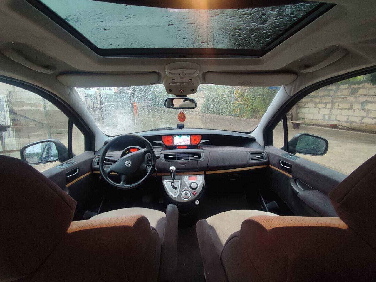 Lancia Phedra 2.2 MJT Limited Edition