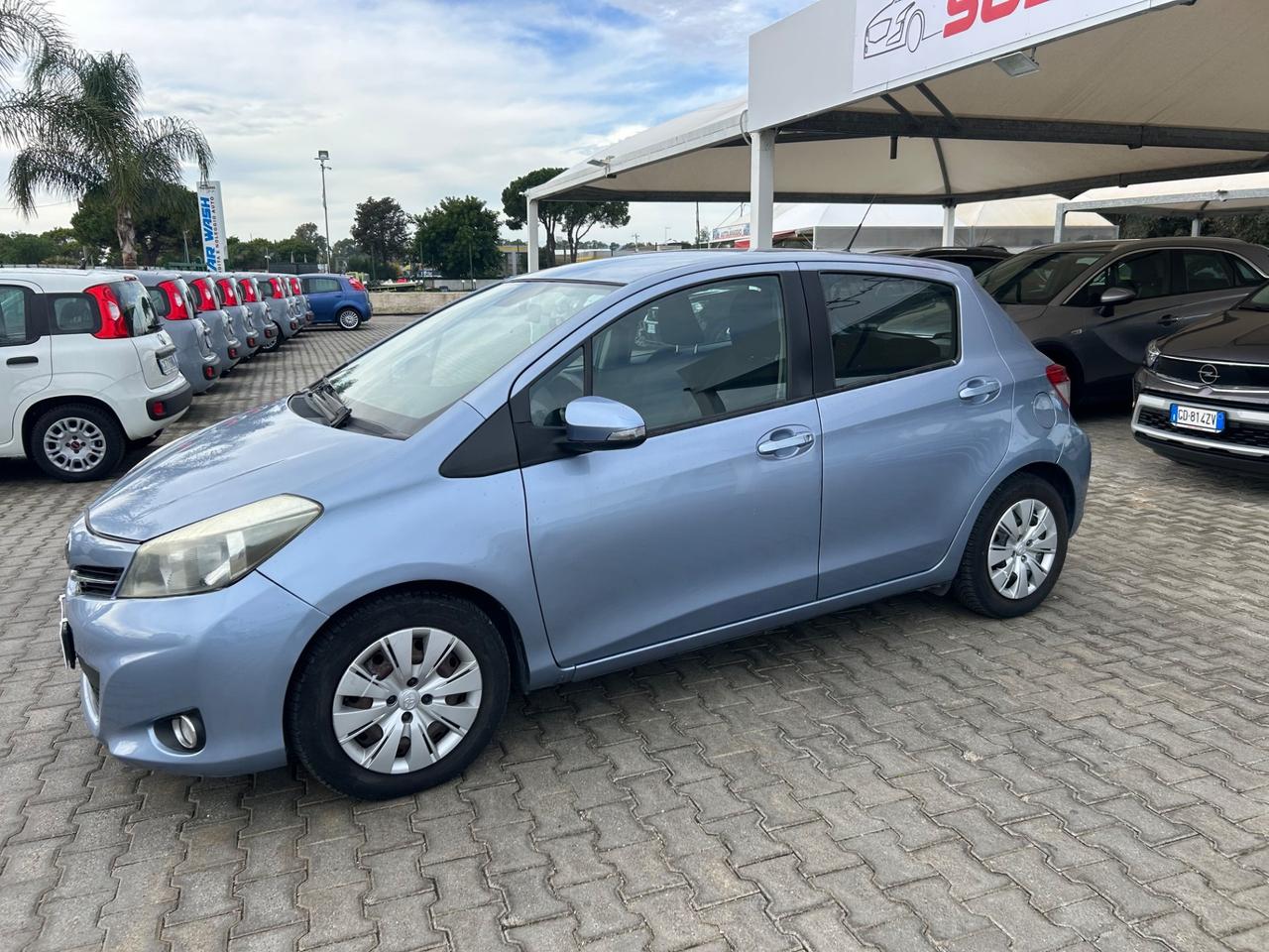 Toyota Yaris 1.4 D-4D 5 porte Lounge