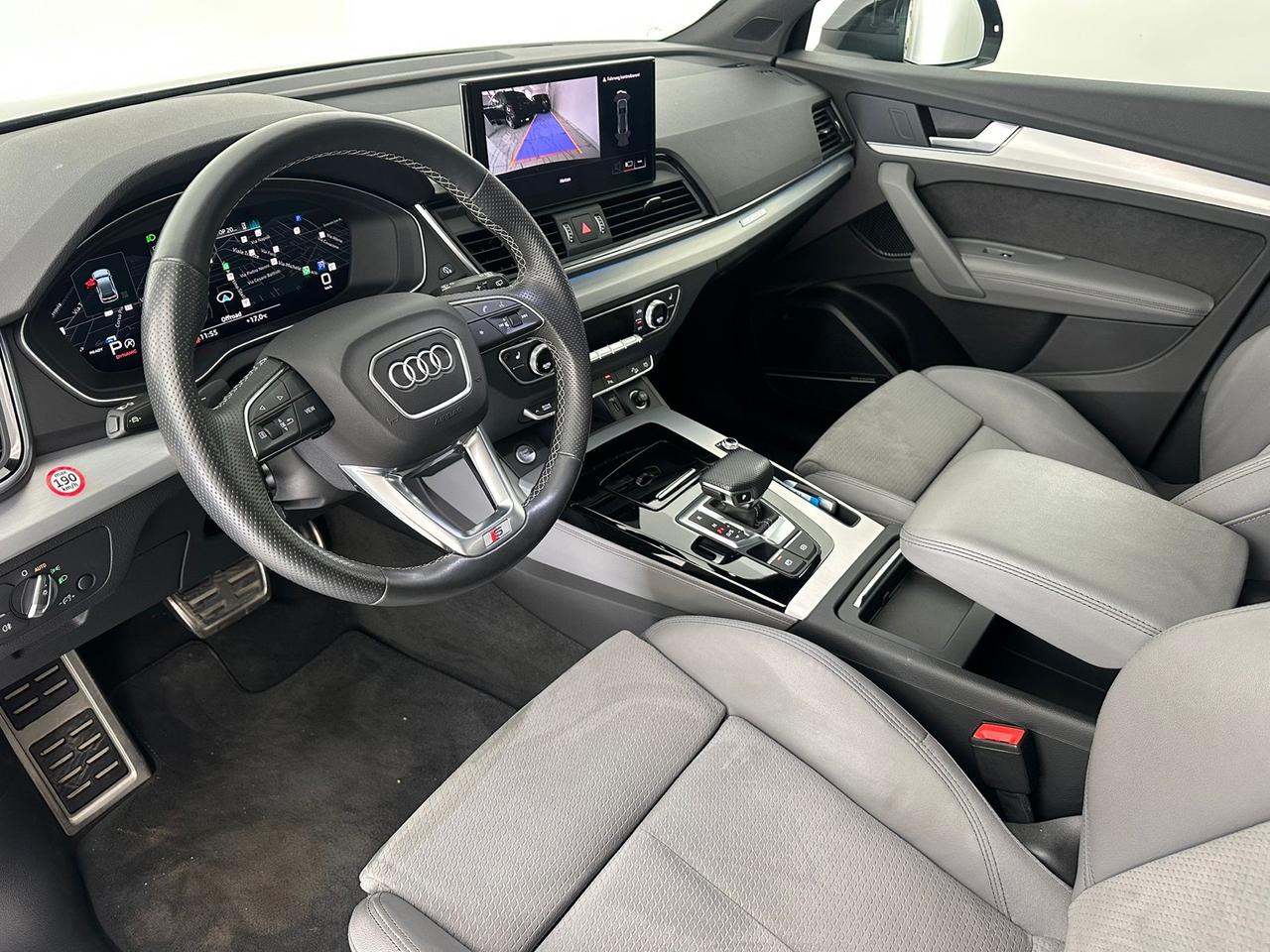 AUDI Q5 SPORTBACK S-LINE BLACK EDITION