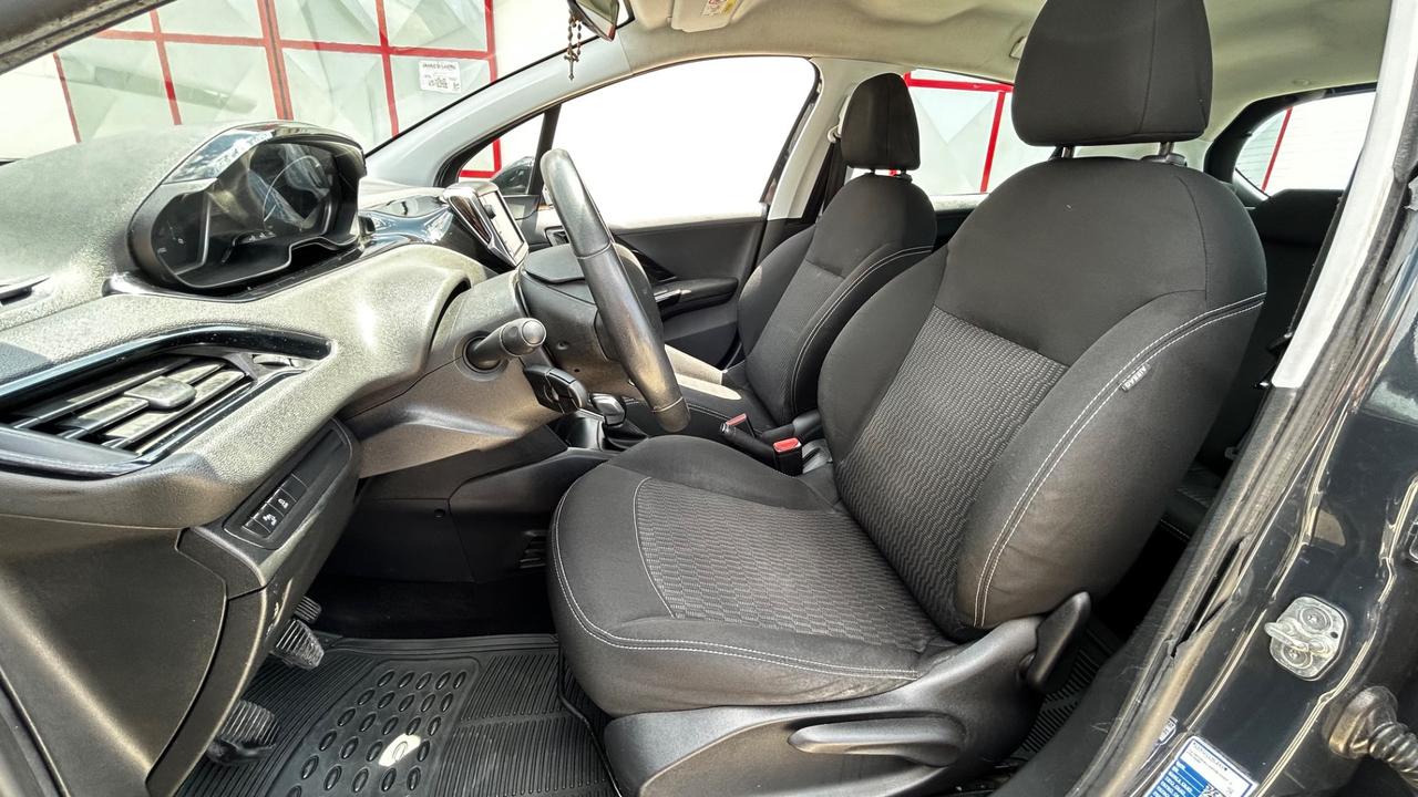 Peugeot 208 BlueHDi 75cv