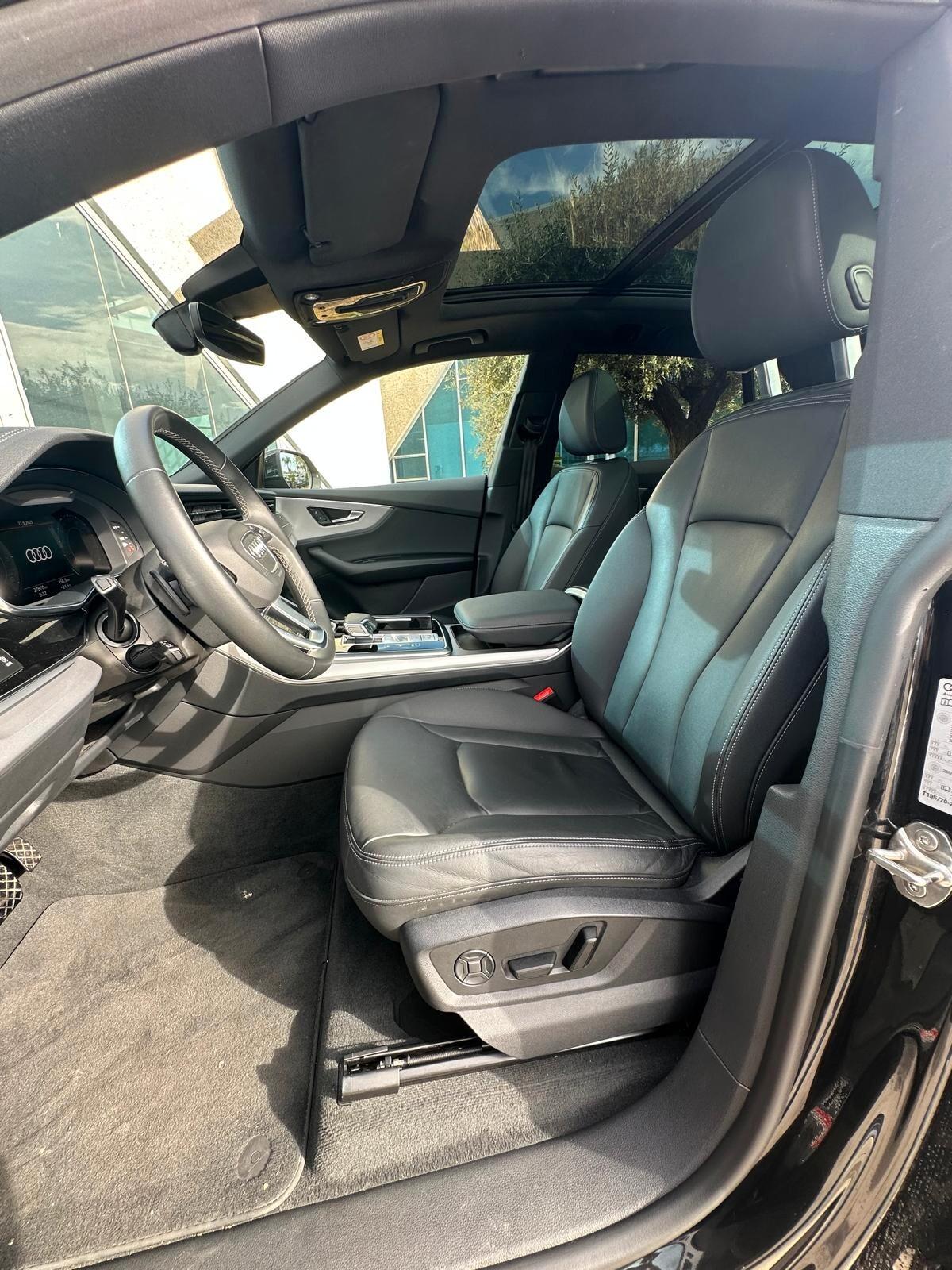Audi Q8 SUV 50 TDI 286 CV quattro tiptronic S line edition possibilità noleggio no scoring