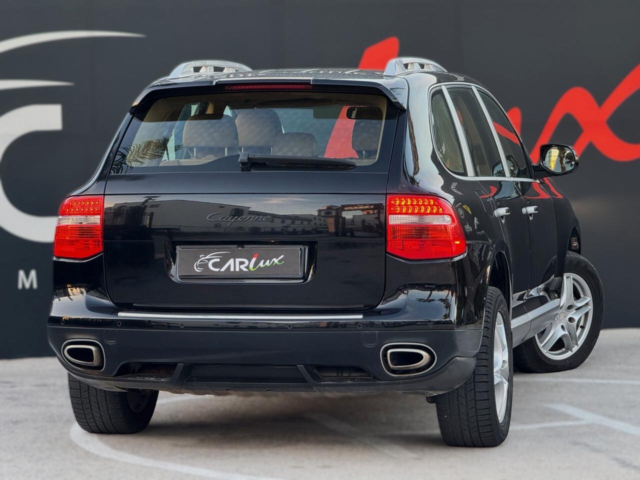 Porsche Cayenne 3.0 V6 Diesel 239CV PELLE CAM NAV