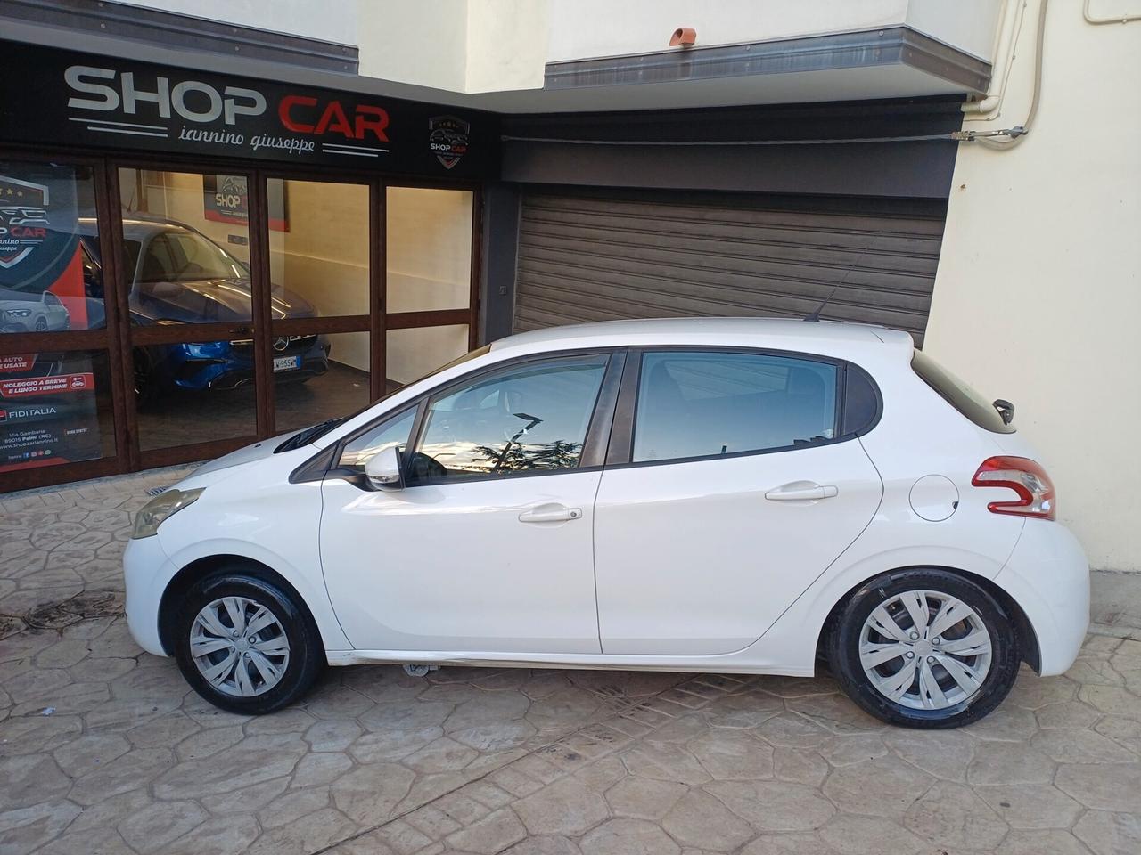 Peugeot 208 1.4 HDi 68 CV 5 porte Active