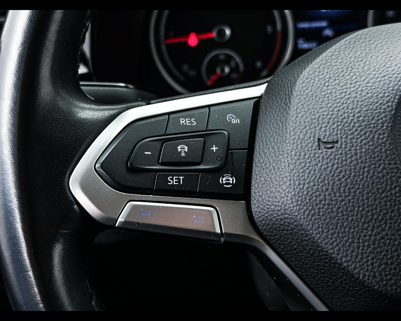 VOLKSWAGEN Multivan 6ª '15-'24 - Multivan 2.0 TDI 150CV Trendline