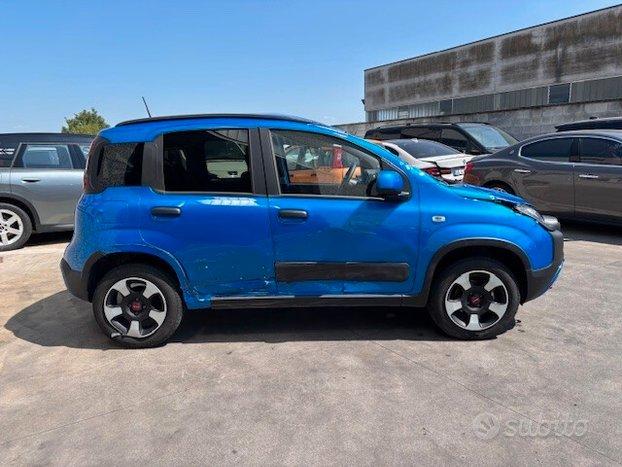Fiat Panda Cross 1.0 FireFly S&S Hybrid