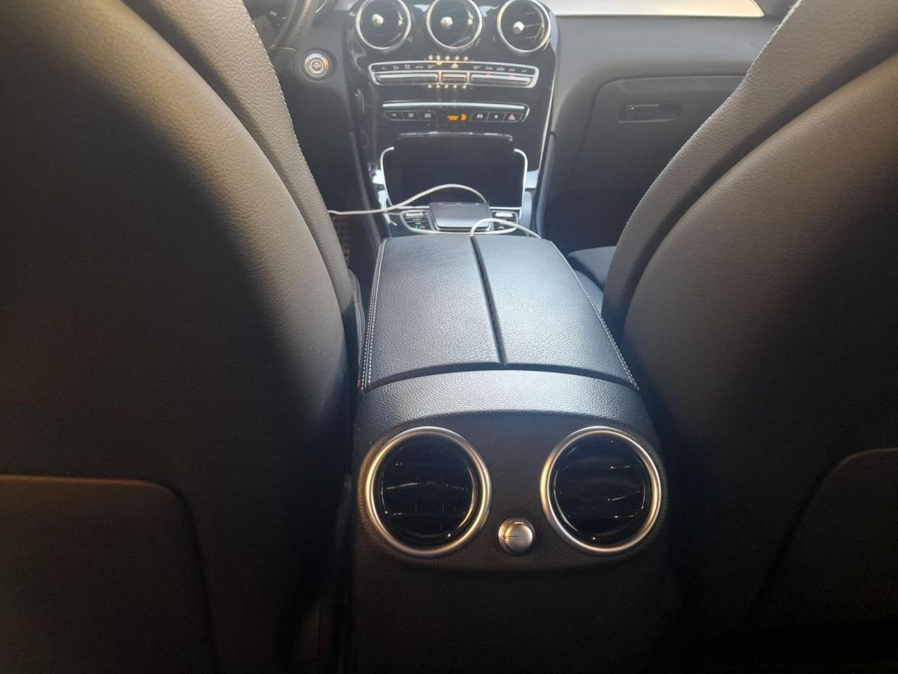 Mercedes-Benz GLC 220 Premium Plus #11059