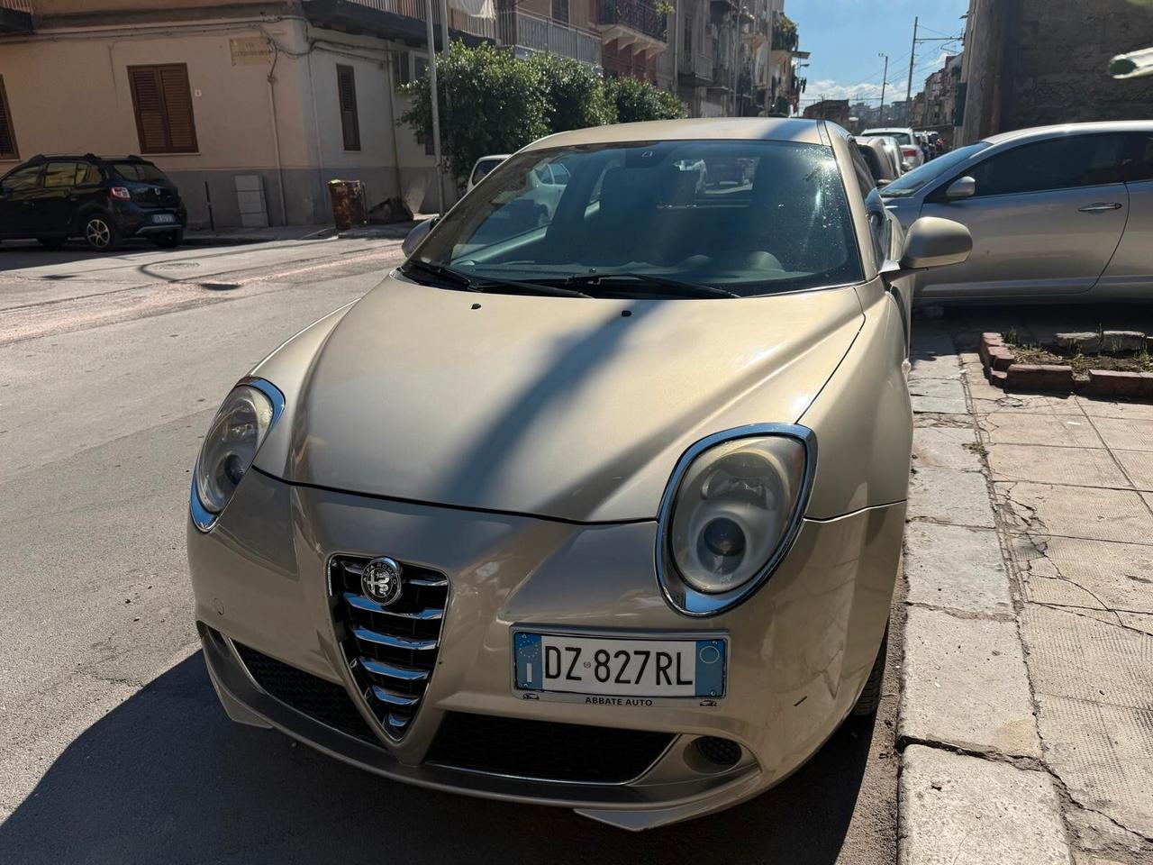 Alfa Romeo MiTo 1.6 JTDm 16V Distinctive Sport Pack