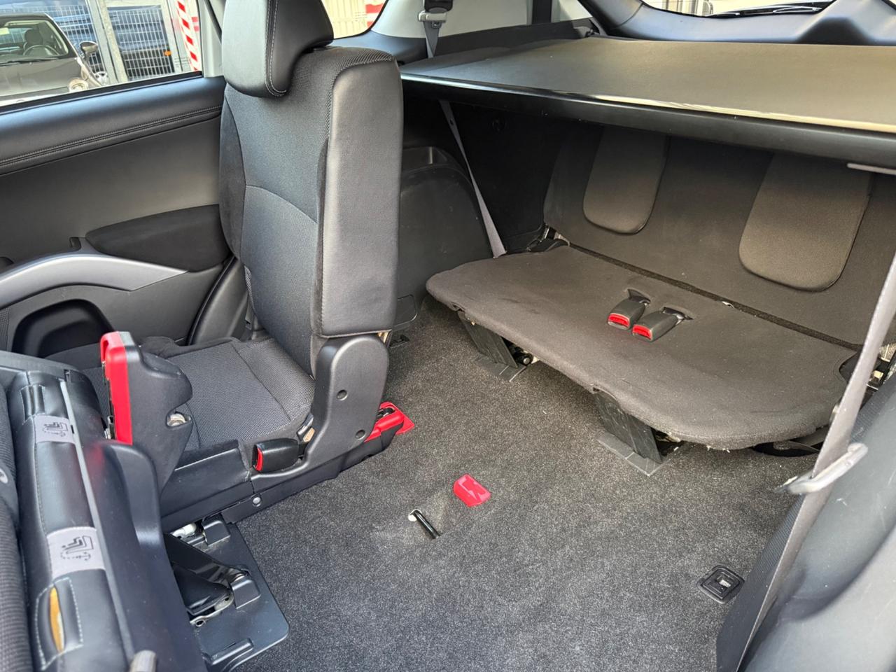 Mitsubishi Outlander 2.2 DI-D Instyle DPF 7 p.ti