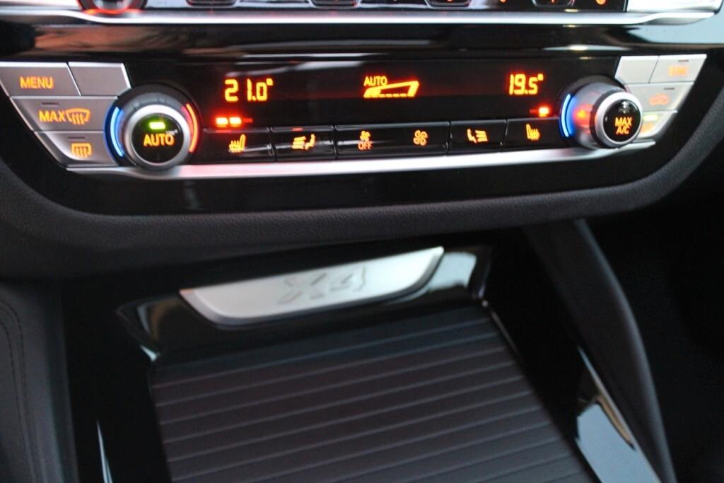 BMW X4 xDrive 20d *TETTO APR. *GANCIO TRAINO