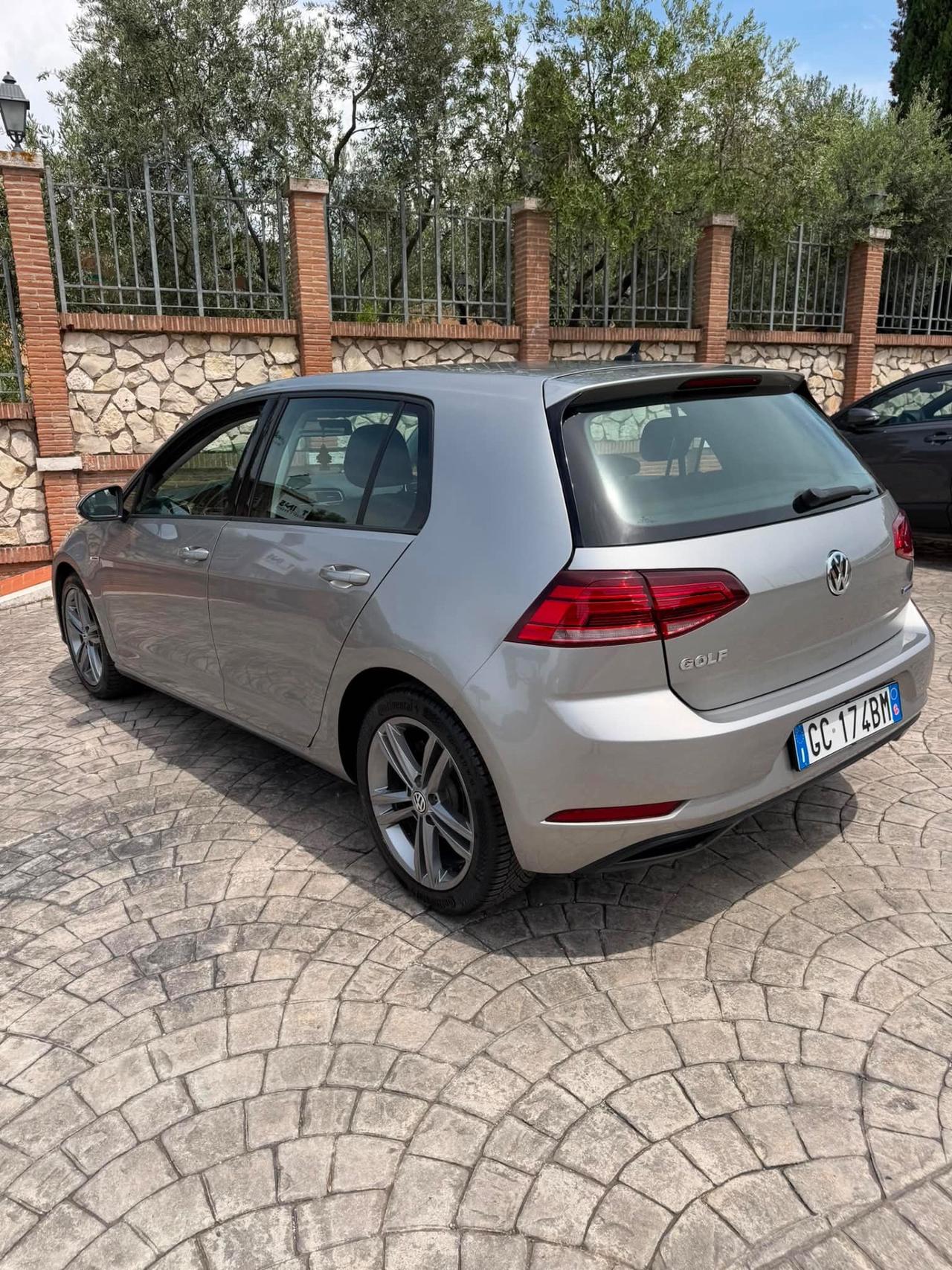 Volkswagen Golf 1.5 TGI DSG 5p. Executive BlueMotion Technology