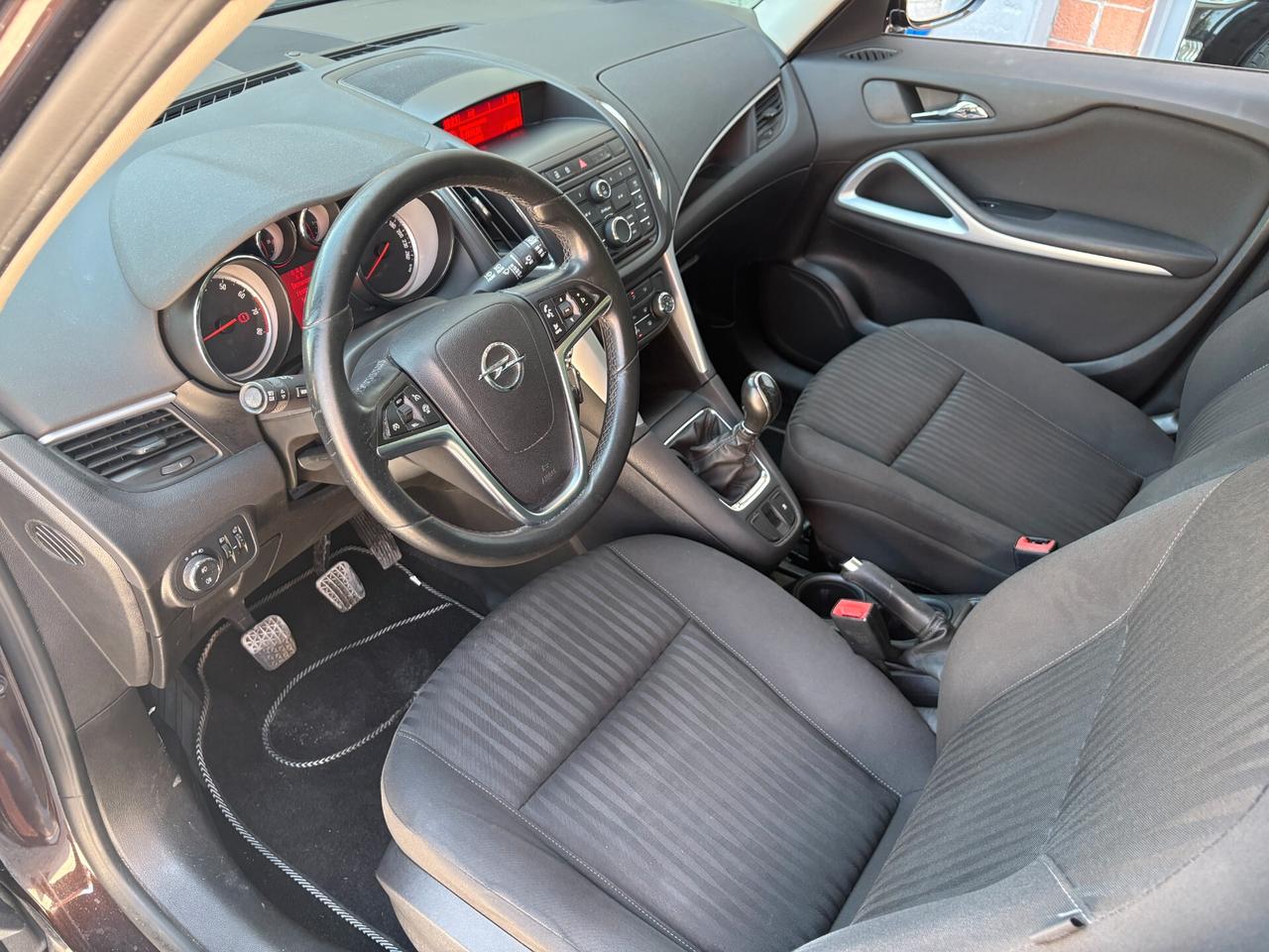 Opel Zafira Tourer 1.6 Turbo EcoM 150CV
