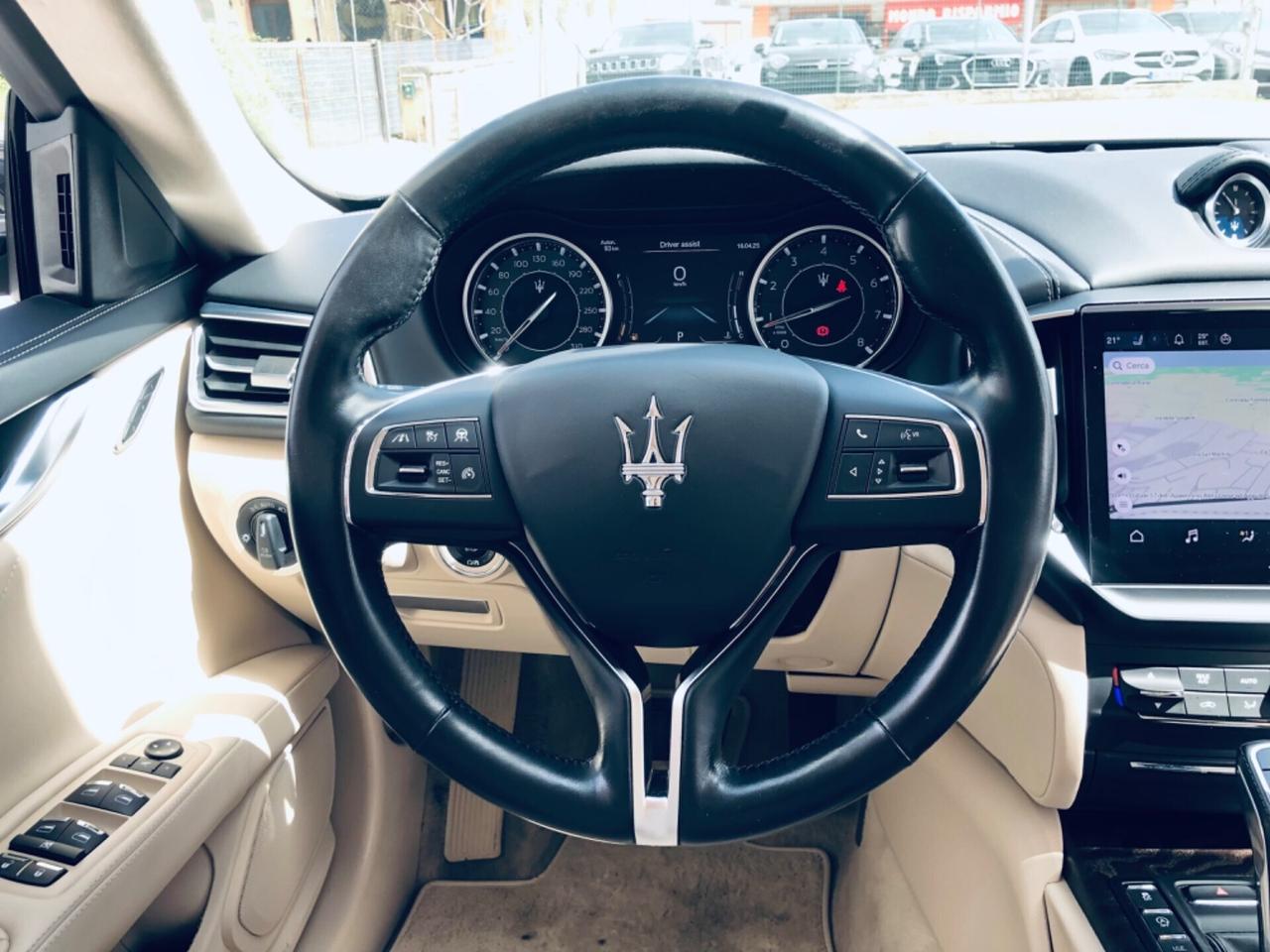 Maserati Ghibli L4 330 CV MHEV Granlusso