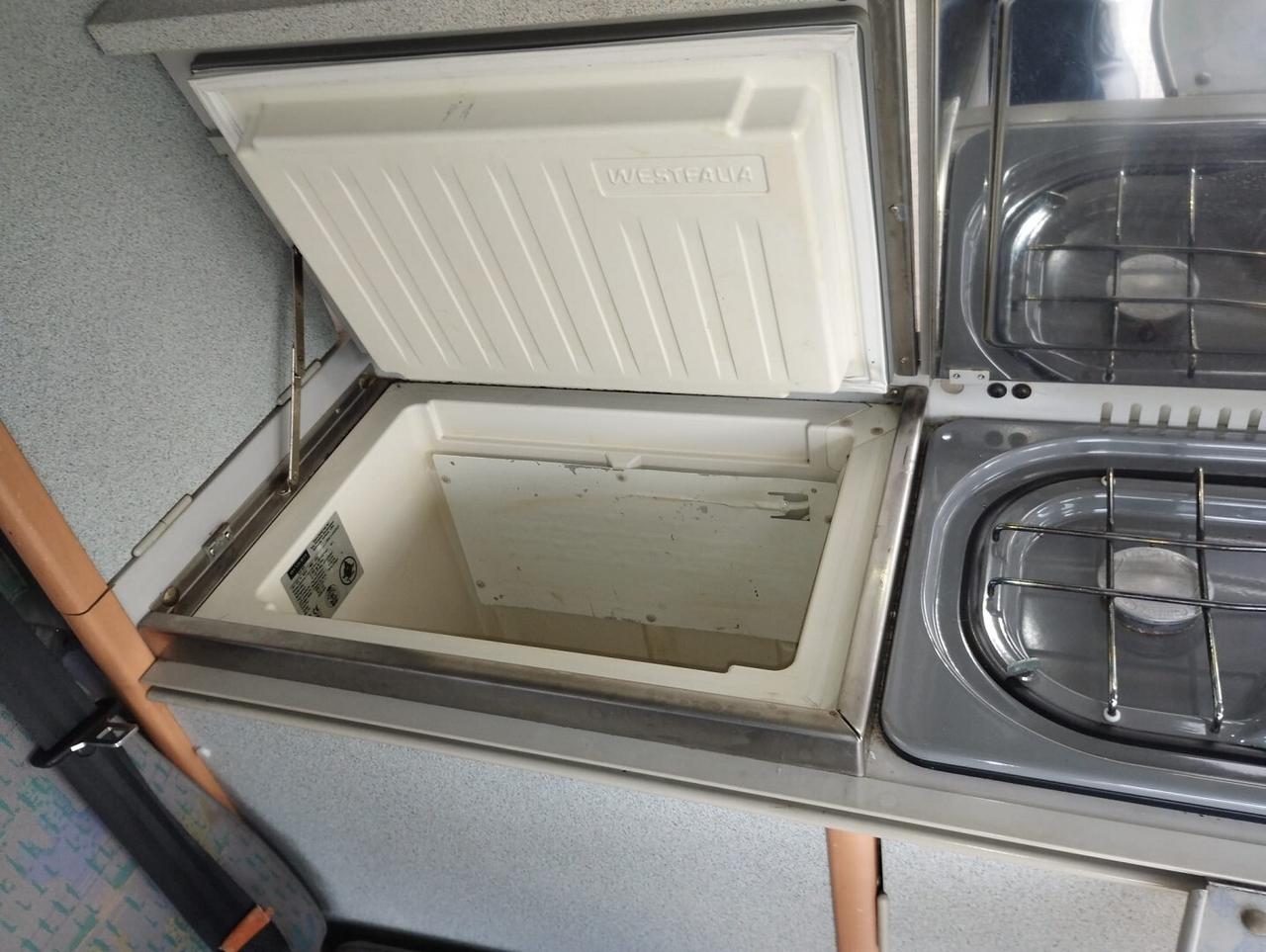 VOLKSWAGEN CALIFORNIA ALLESTIMENTO WESTFALIA