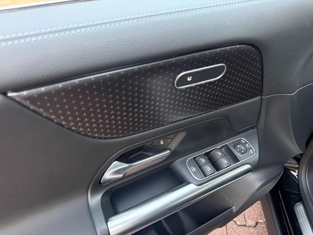 Mercedes-benz GLA 180 Mhev Aut. PARI AL NUOVO - PRONTA CONSEGNA - PREZZO REALE!