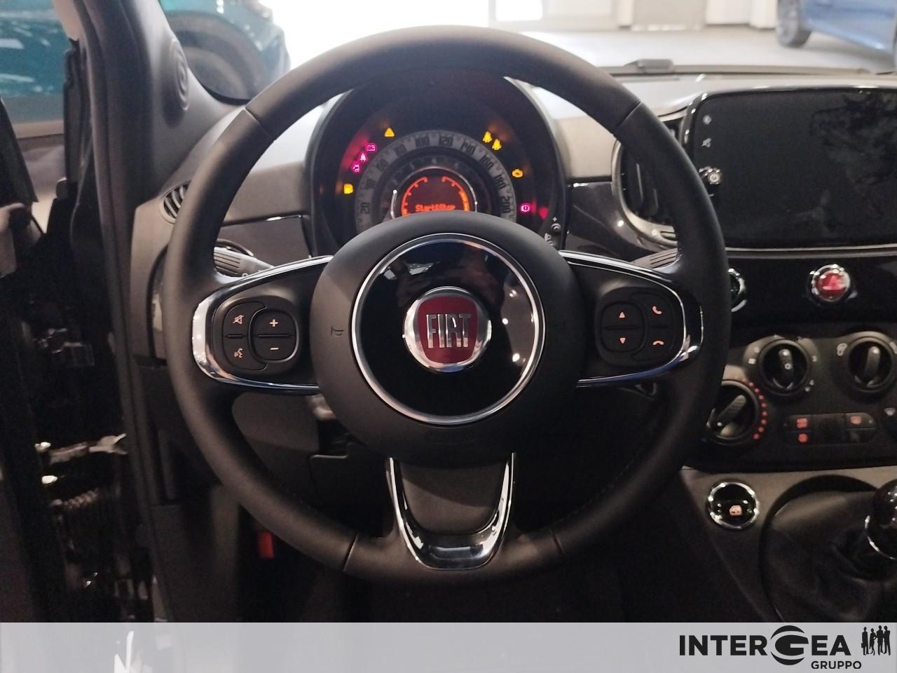 FIAT 500C 1.0 hybrid 70cv