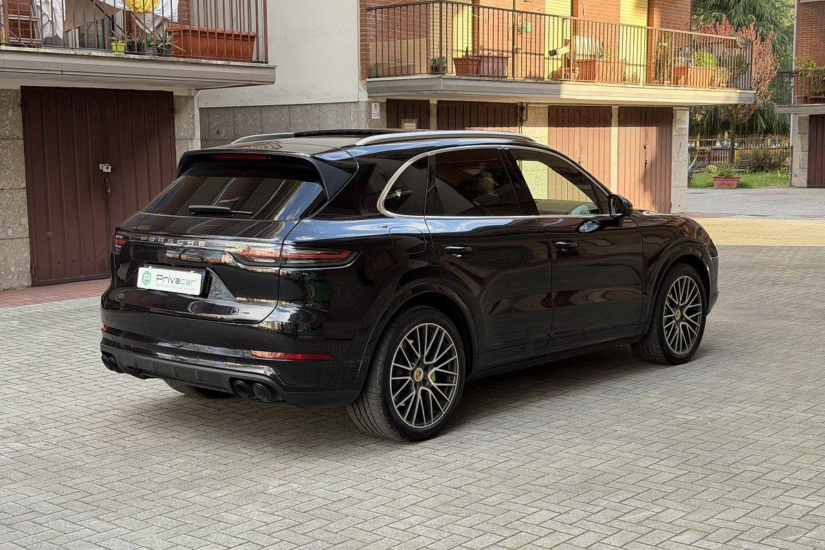 PORSCHE Cayenne 3.0 V6 E-Hybrid