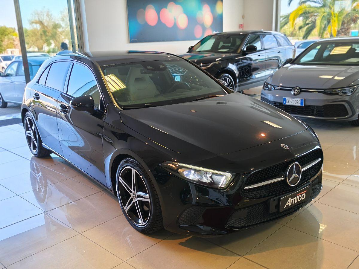 MERCEDES Classe A 180 d Auto Premium Pelle Led solo 96.000km