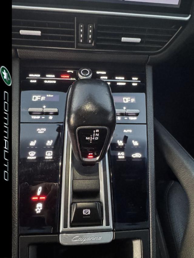 PORSCHE Cayenne Coupé 3.0 V6