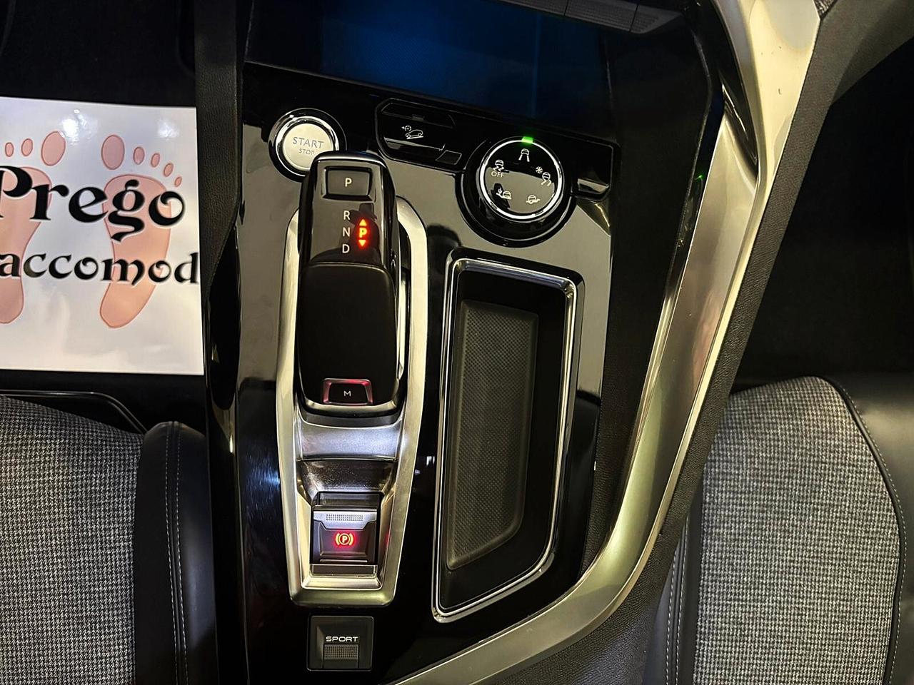 Peugeot 3008 1.5 HDI 130CV**TETTO**