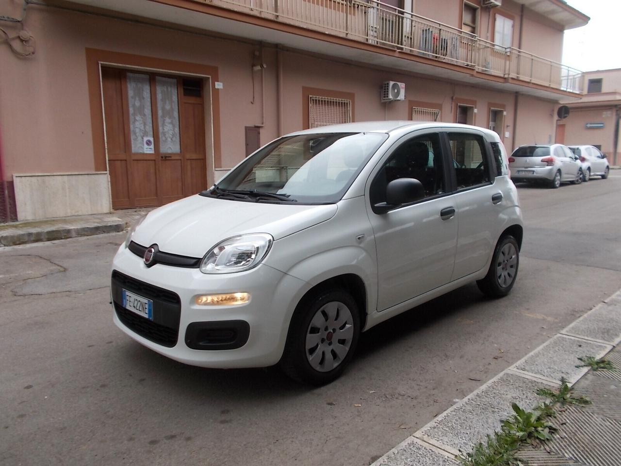 Fiat Panda 1.2 Easy 69cv *56.000 KM* come NUOVA