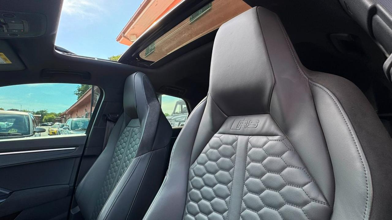 Audi RS Q3 Sportback PROMO 559€ Q3 Sportback RS 2.5 quattro s-tronic