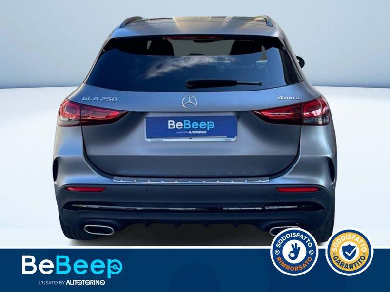 Mercedes-Benz GLA 250 PREMIUM 4MATIC AUTO