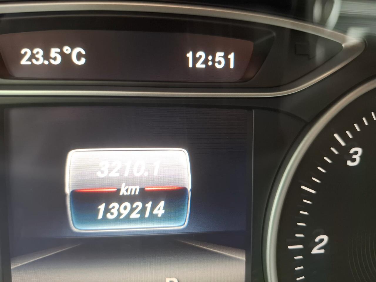 Mercedes-benz A 160 d auto - SINISTRATA