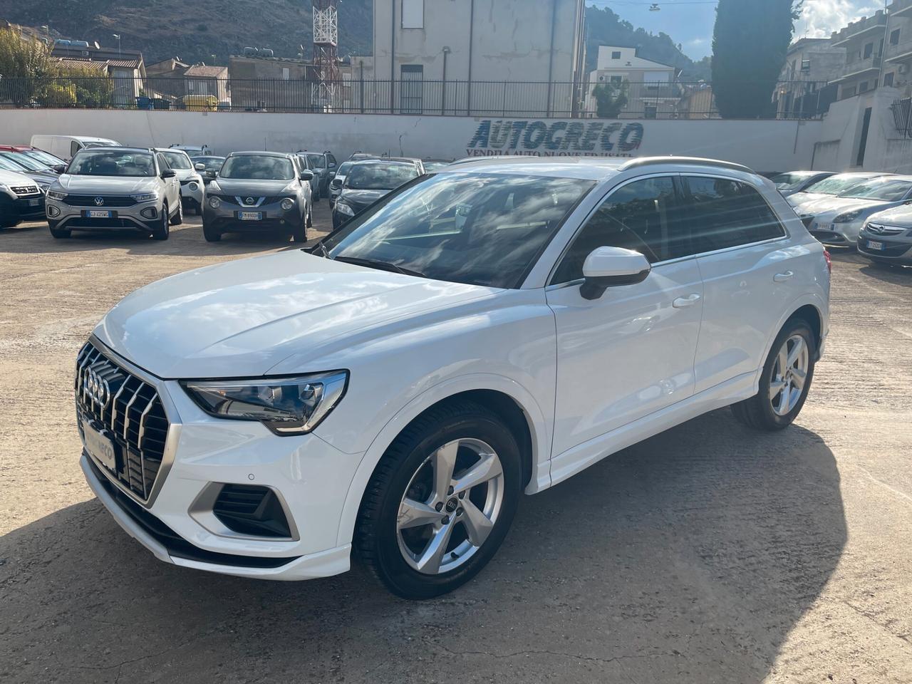 Audi Q3 35 TDI S tronic Business Advanced