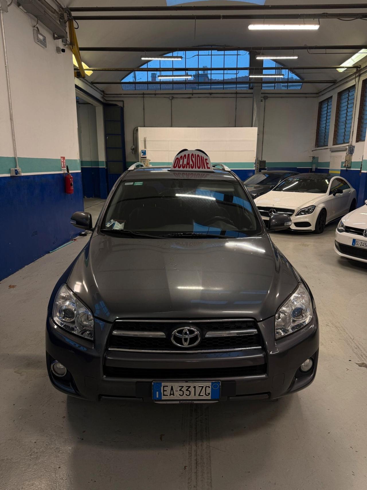 Toyota RAV 4 RAV4 2.2 D-4D 4WD Style