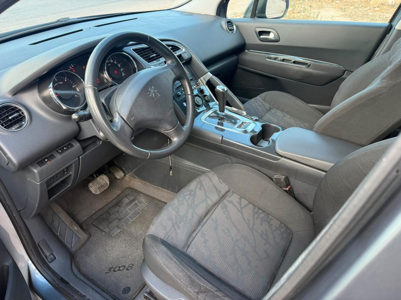 Peugeot 3008 1.6 e-HDi 112CV Aut.