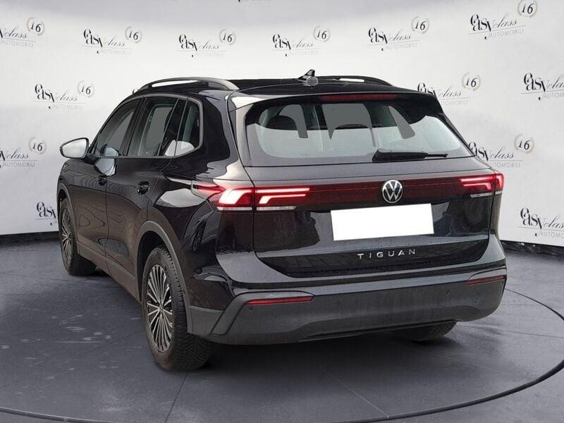 Volkswagen Tiguan 2.0 TDI 150 CV EVO SCR DSG Life Nuovo Modello Led 18" Cockpit