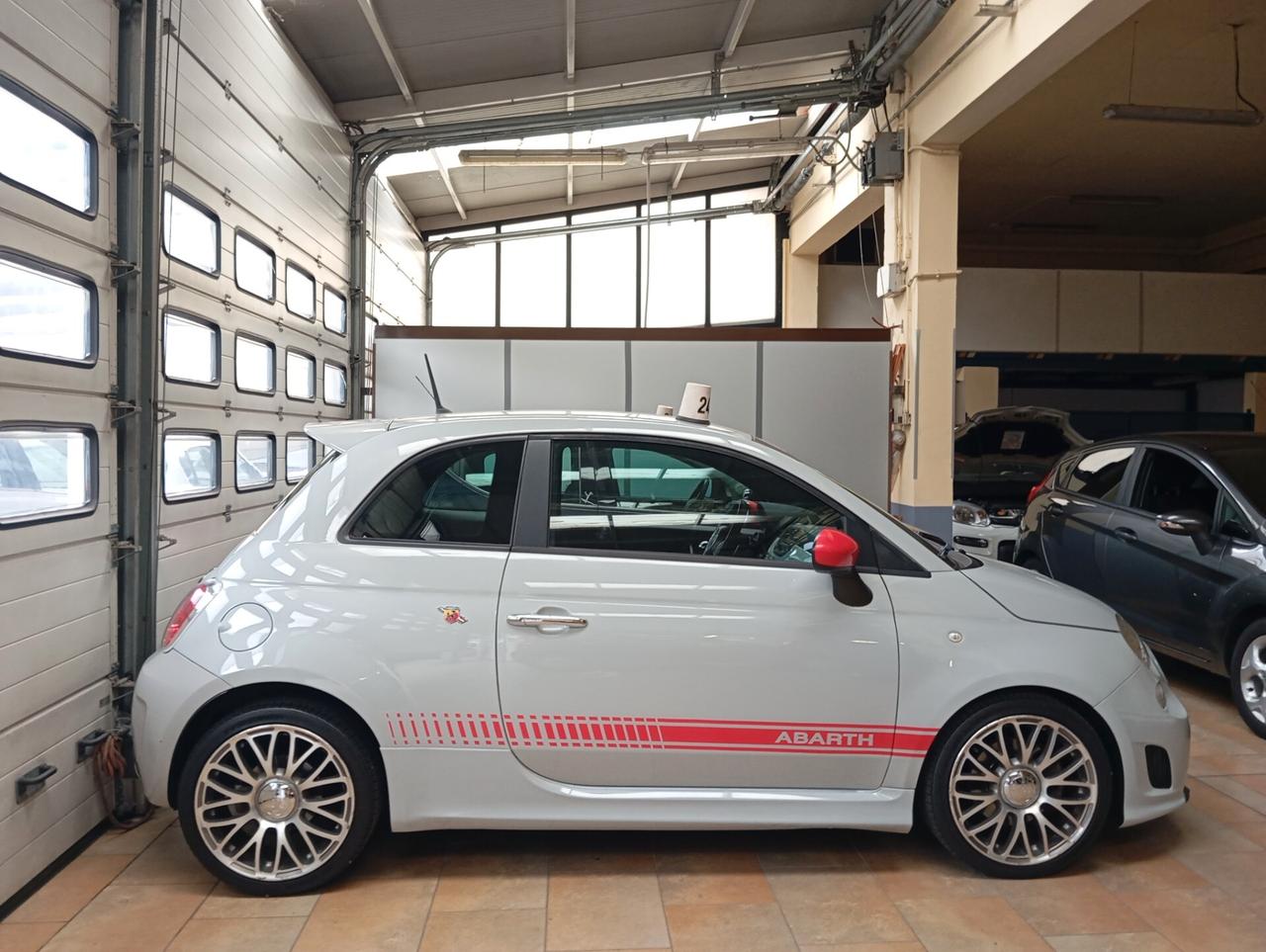 Abarth 500 1.4 Turbo T-Jet MTA Custom PERMUTE