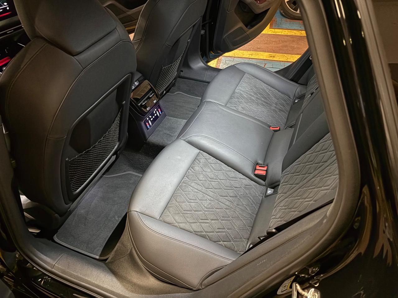 Audi A6 Avant 55 2.0 TFSI e quattro ultra S tronic line edition