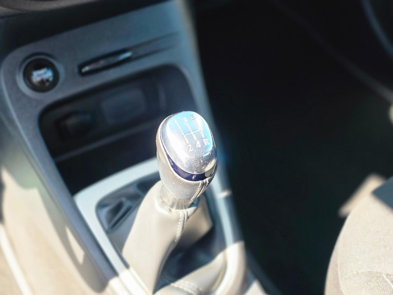 RENAULT CAPTUR 1.5 90CV UNIC PROP 85MILA KM - 2018