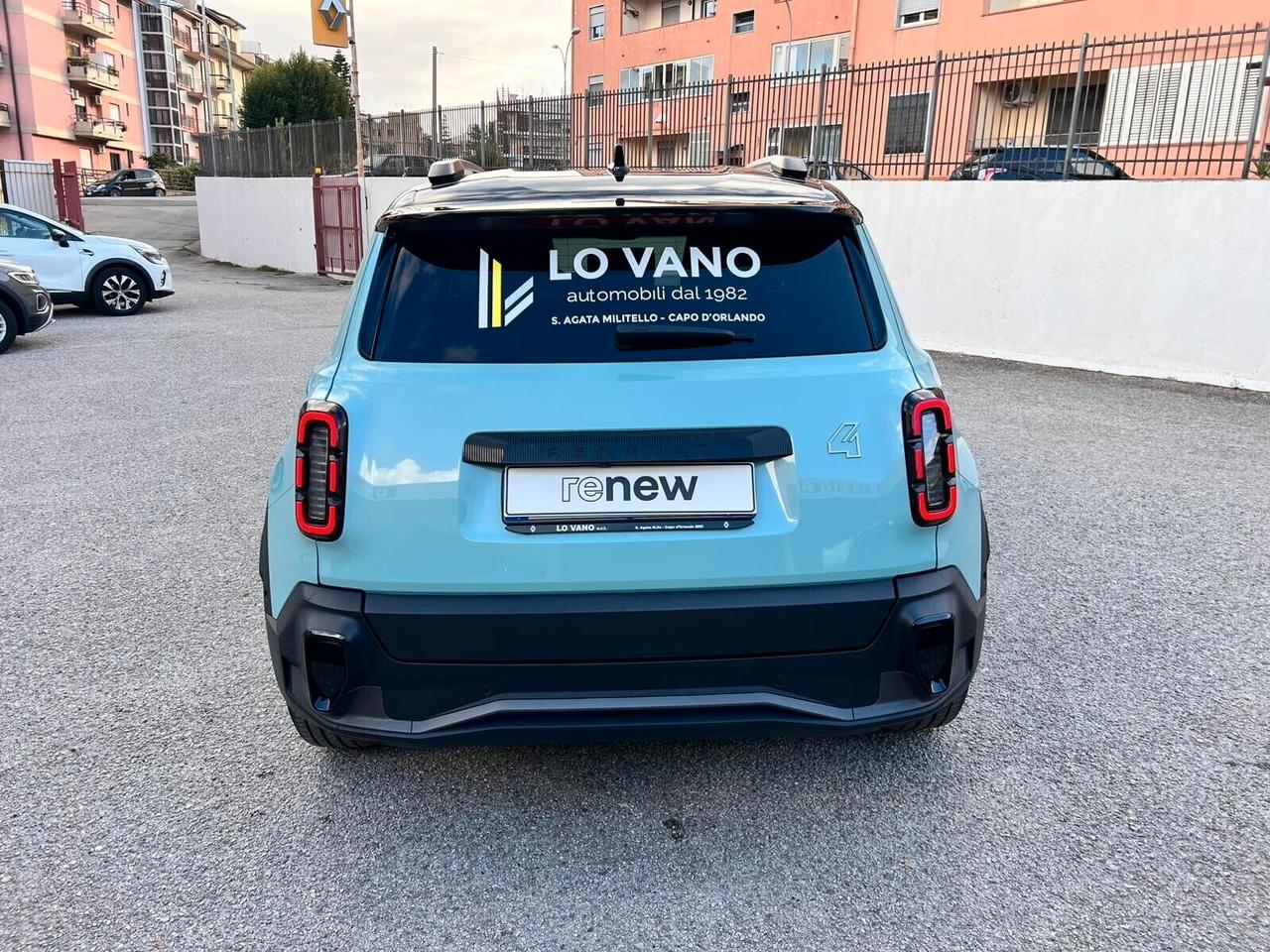 Renault 4 E-Tech Electric 150 CV Comfort Range Iconic