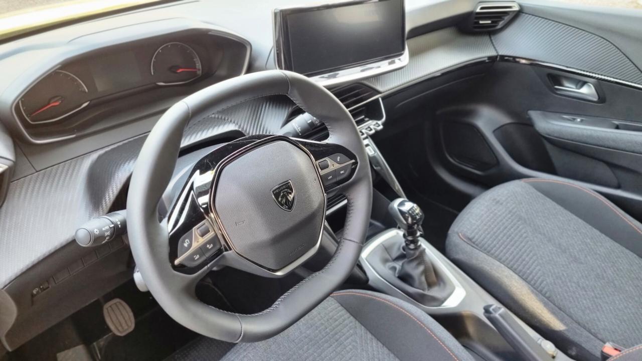 Peugeot 208 1.2 STYLE 100 CV KM ZERO X NEOPATENTATI 6 MARCE