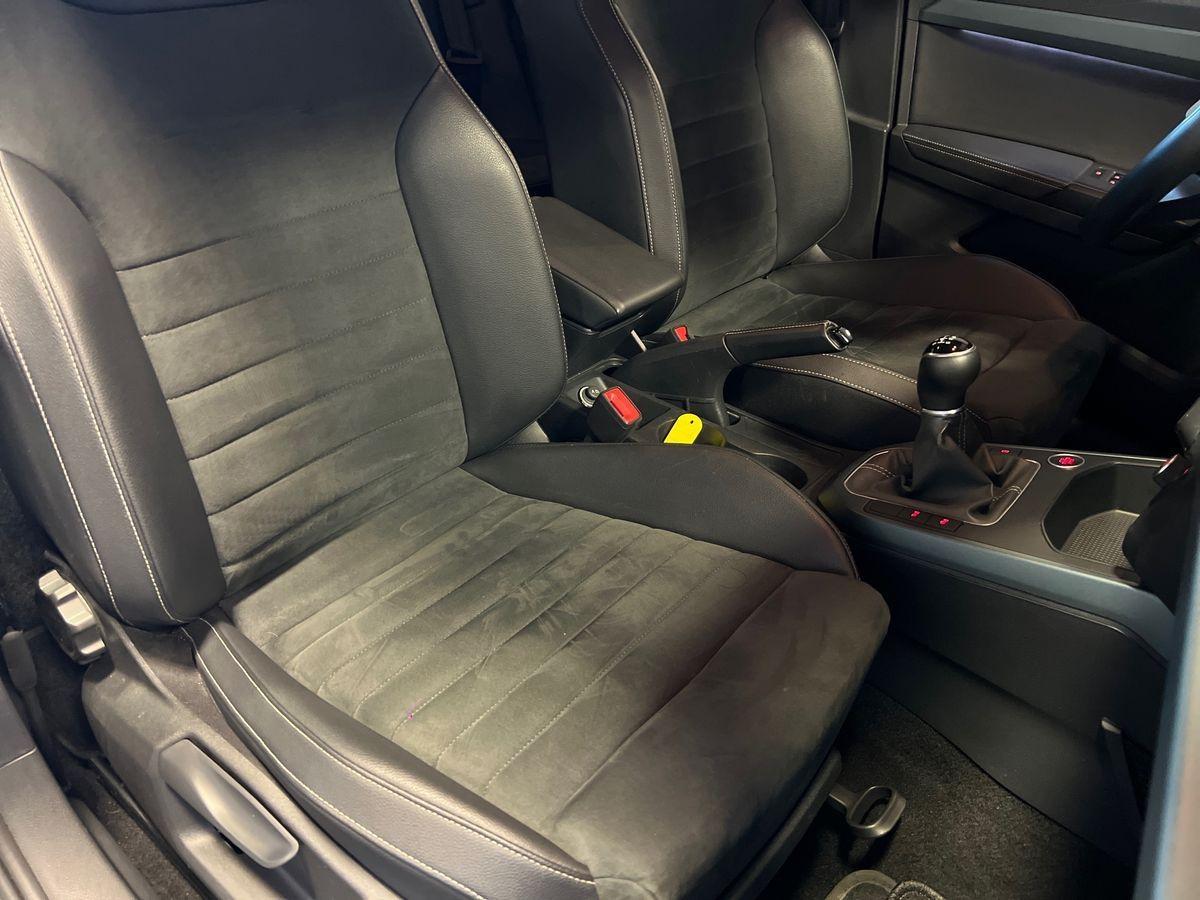 SEAT Arona 2022 - Arona 1.0 ecotsi Xperience 110cv