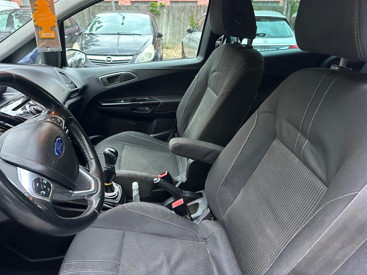 Ford B-Max 1.5 TDCi 75 CV Titanium