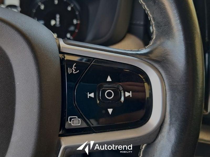 Volvo XC60 B4 197+14 CV AWD Automatica Mild Hybrid Diesel NAVI LED Inscription