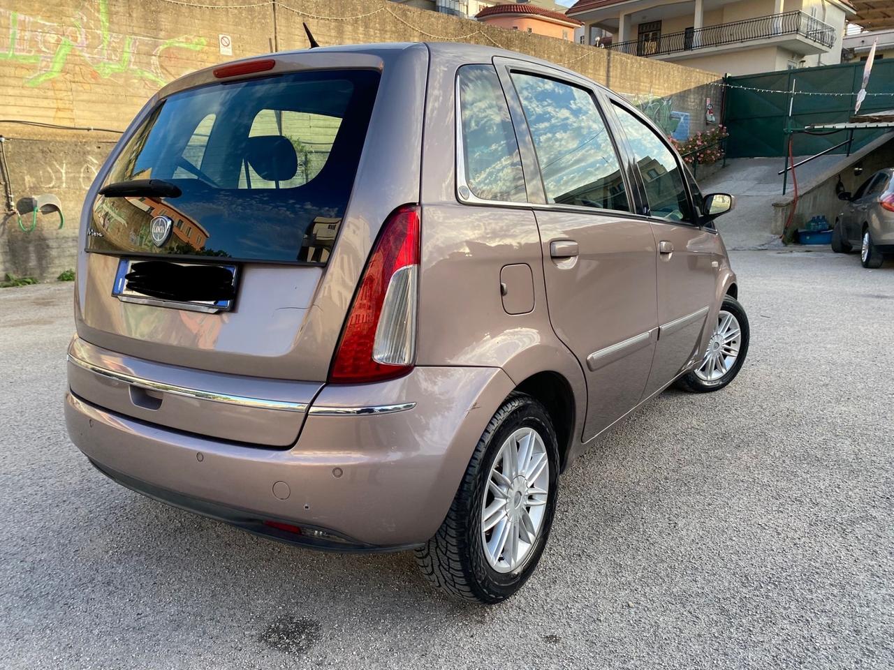 Lancia MUSA 1.6 Mjt 120 CV Platinum anno 2011