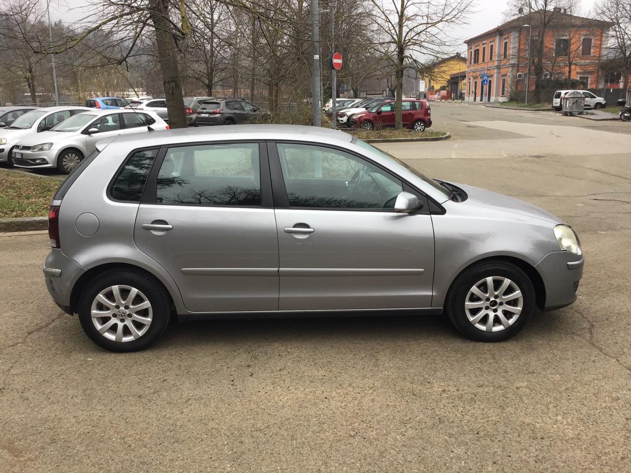 Volkswagen Polo 1.4/75CV 16V 5p. Comfortline