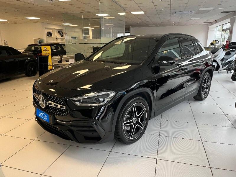 MERCEDES GLA (H247) GLA 200 Automatic ...