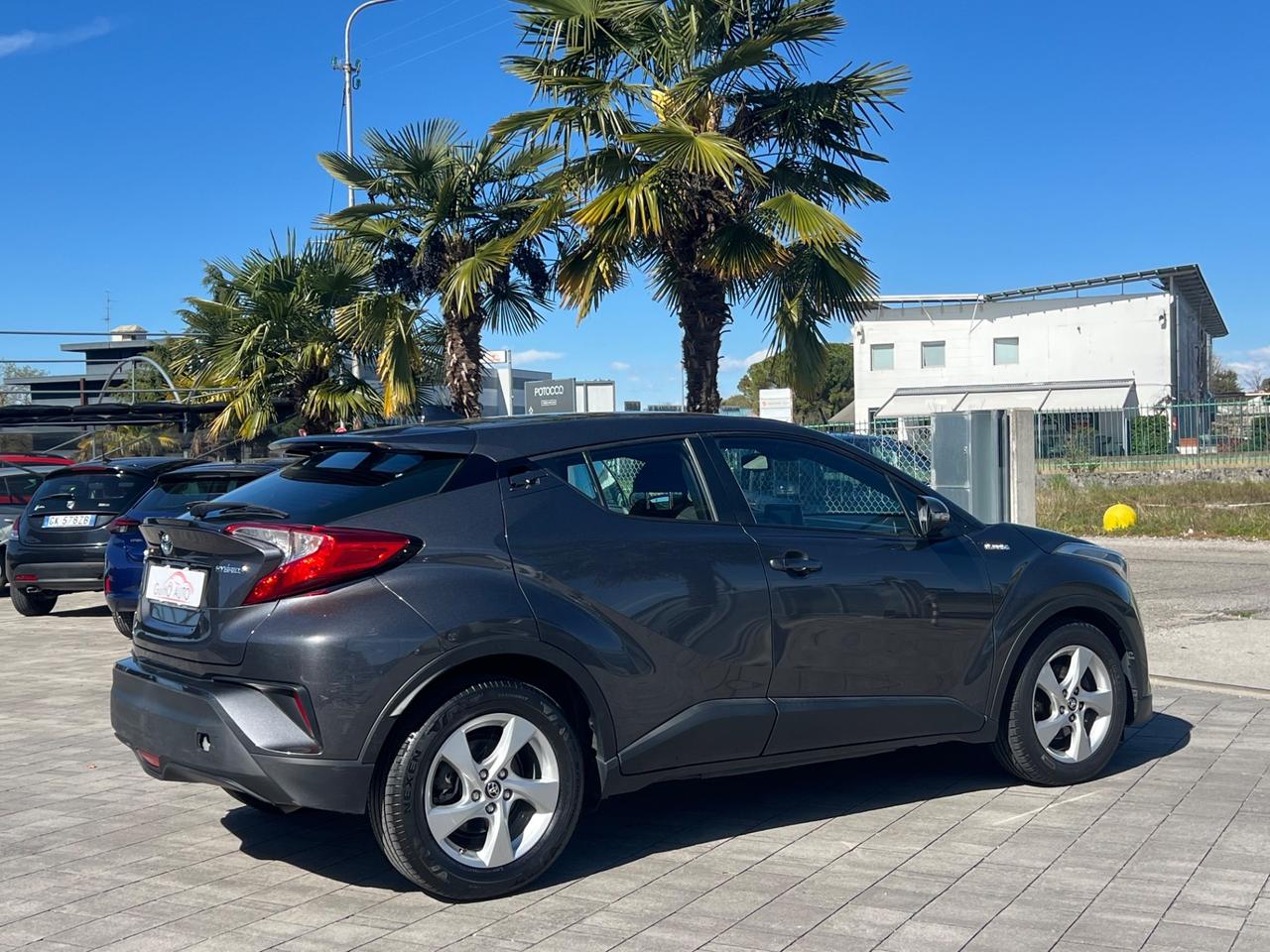 Toyota C-HR 1.8 Hybrid E-CVT 2WD Business FINANZIABILE