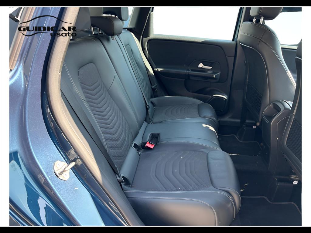 Mercedes-Benz Classe B - W247 2018 - B 180 d Sport auto